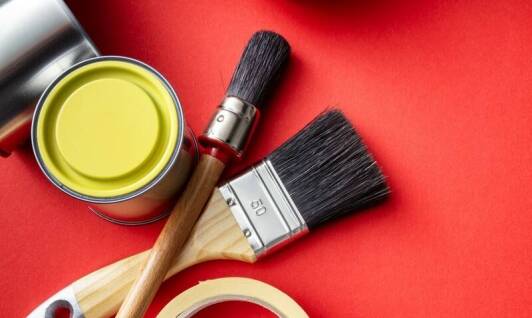 Jakie są trendy w stosowaniu przemysłowych lakierów w branży produkcyjnej?