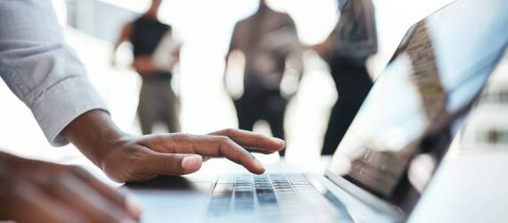 Przejrzystość procesu rezerwacji przy wynajmie busów.