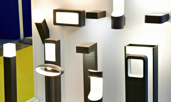 Jak wykorzystać prostotę formy w aranżacji przestrzeni ogrodowej?