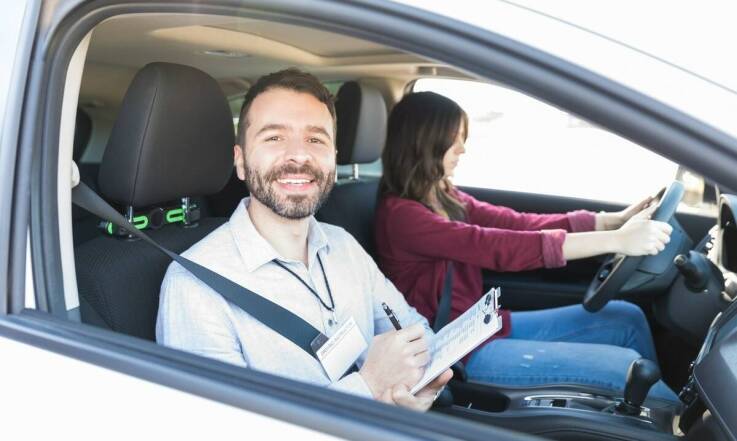 Okresowe szkolenia dla zawodowych kierowców w kontekście utrzymania uprawnień