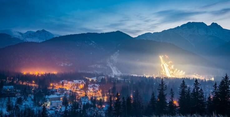 Top 5 góralskich dań, które musisz zjeść podczas zimowego wypoczynku na Kotelnicy.