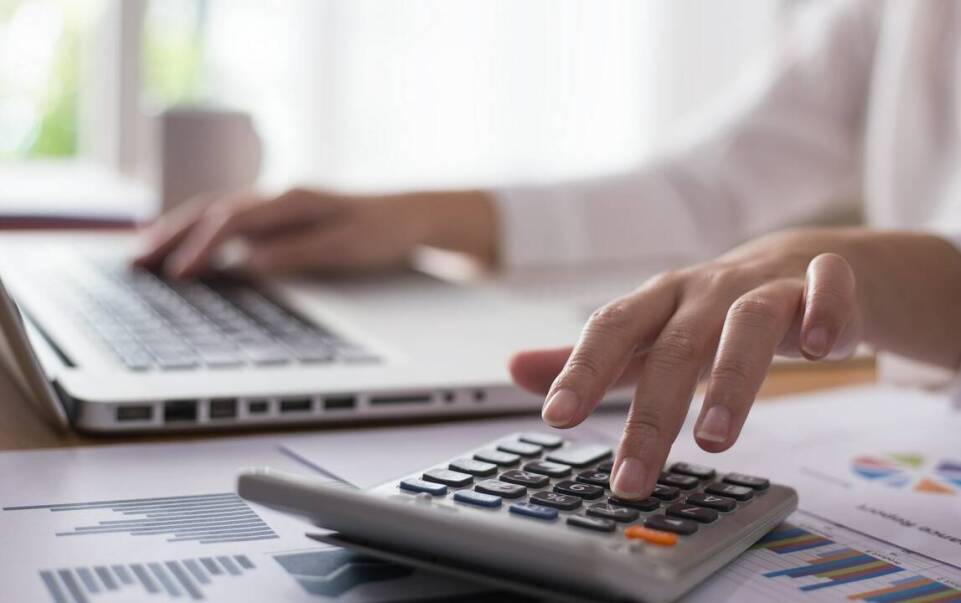 Pomoc księgowa a minimalizacja ryzyka błędów w podatkowych rozliczeniach