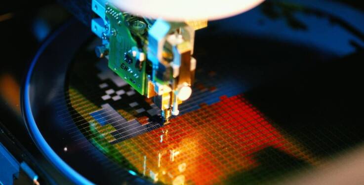 Jak optoelektroniczne głowice wpływają na dokładność systemów obronnych?