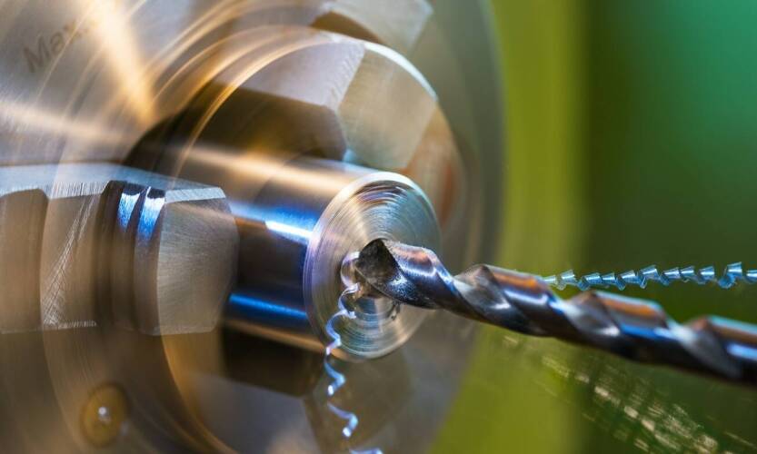 Frezowanie metali a oszczędność czasu i kosztów w produkcji