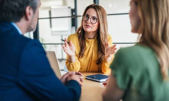 Rola kancelarii prawnego radcy w rozwiązywaniu sąsiedzkich sporów