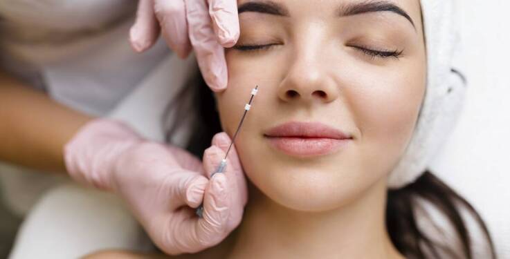 Igłowa mezoterapia jako sposób na wypłycenie doliny łez