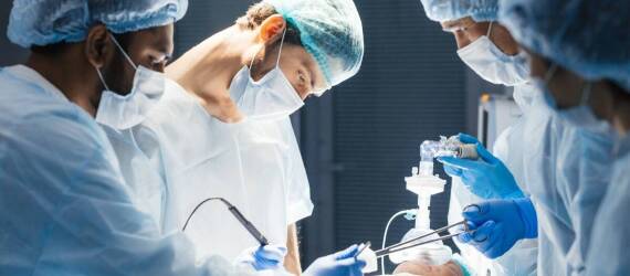 Zalety i wady chirurgicznych zabiegów wykonywanych w ogólnym znieczuleniu