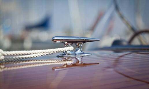 Jakie materiały są najlepsze dla plandek na łódź, aby zapewnić trwałość?