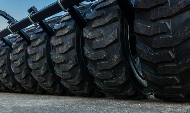 Jakie rodzaje opon najlepiej sprawdzają się w rowerach do dirtu?