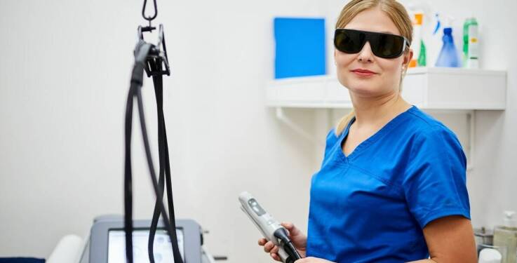 Depilacja laserowa – wszystko, co musisz wiedzieć przed zabiegiem.