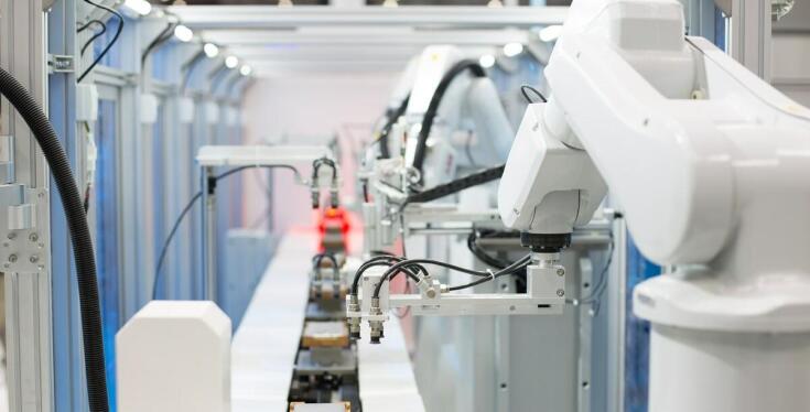 Optymalizacja procesów produkcyjnych dzięki integracji z cobotami