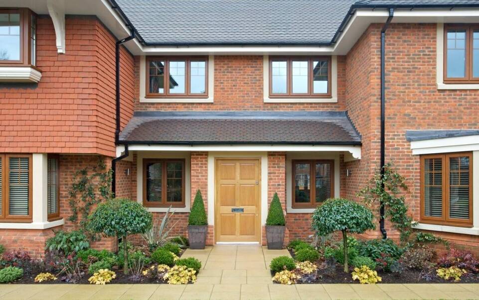 Zalety drewnianych drzwi zewnętrznych