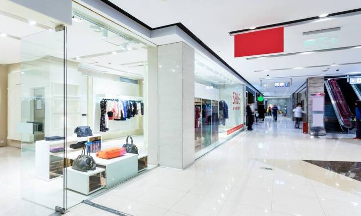 Jak przestrzenne litery mogą zwiększyć widoczność punktu sprzedaży?