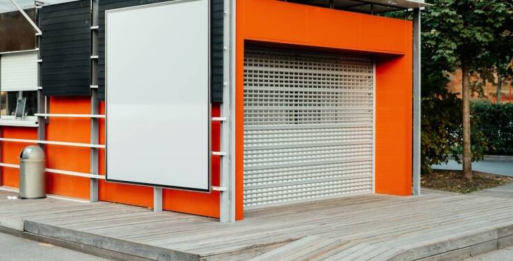 Nowoczesne plandeki na wiaty: rozwiązania dla ochrony przestrzeni