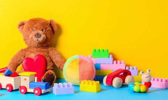 Jakie zabawki pomagają w nauce koncentracji i uwagi dla dzieci?