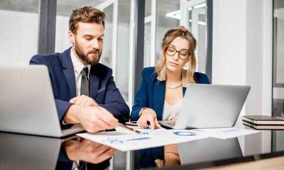 Wsparcie w doborze formy opodatkowania – jak może pomóc biuro rachunkowe?