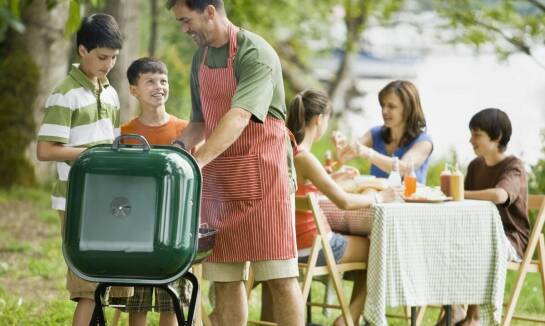 Jak wybrać odpowiednią wielkość wędzarni dla potrzeb rodziny?