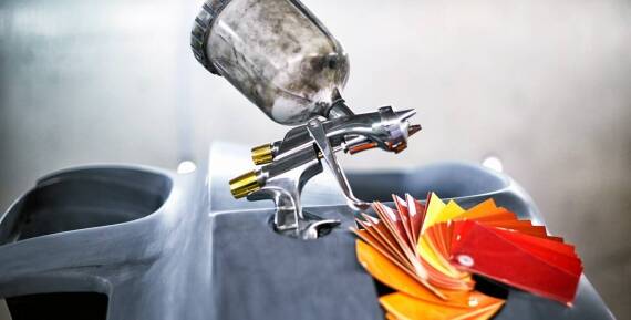 Jakie korzyści płyną z wyboru profesjonalnej lakierniczej chemii?