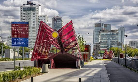 Busy do Niemiec z Rzeszowa: Dlaczego warto wybrać przewoźnika z certyfikatem?