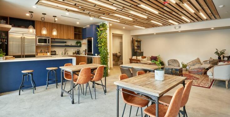 Jak nasze noclegi ułatwiają wymianę doświadczeń między kierowcami?