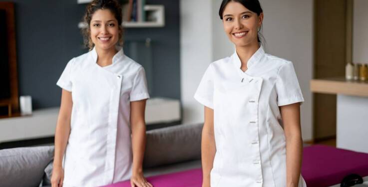 Jak medycyna estetyczna zmienia podejście do samoakceptacji?