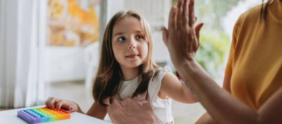 Integracja sensoryczna w terapii autyzmu