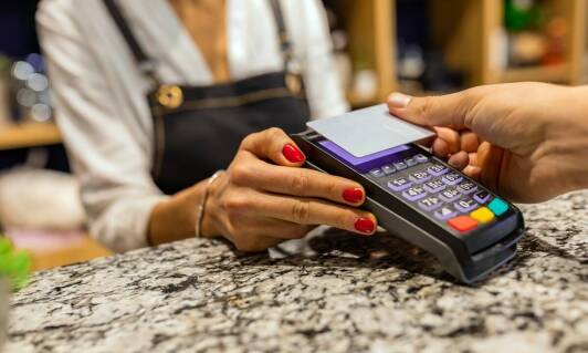 Jakie są najczęstsze błędy przy wyborze płatniczych terminali?