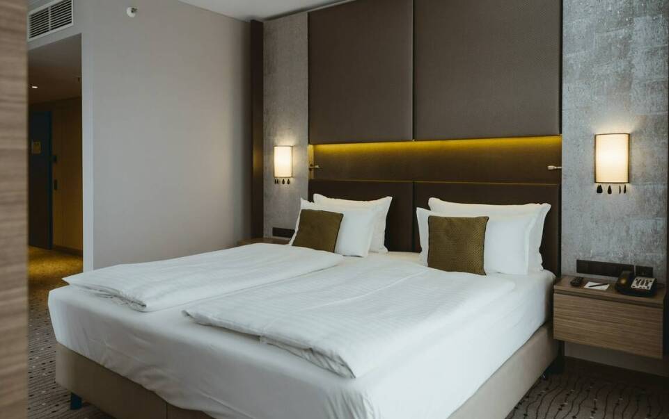 Zalety korzystania z normobarycznej komory w hotelu w Lądku Zdroju