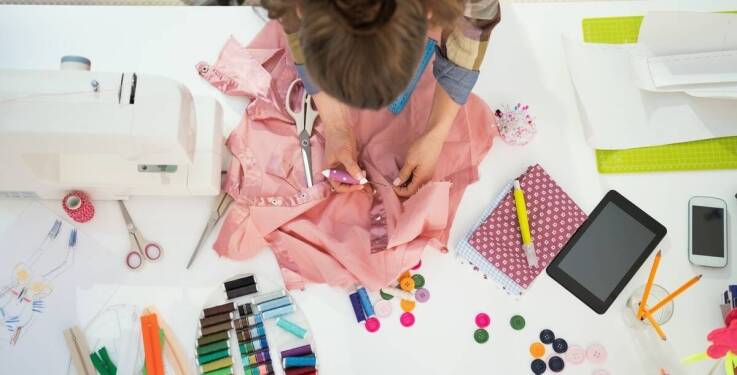 Wsypy na metry w produkcji odzieży ochronnej – co warto wiedzieć?