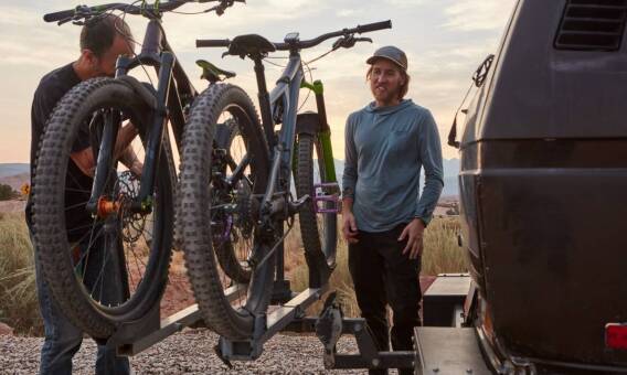 Akcesoria do Nissana: co sprawia, że są niezastąpione podczas wypraw terenowych?