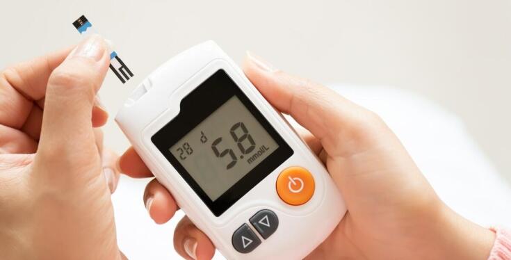 Jakie znaczenie mają paski do glukometrów dla pacjentów z cukrzycą?