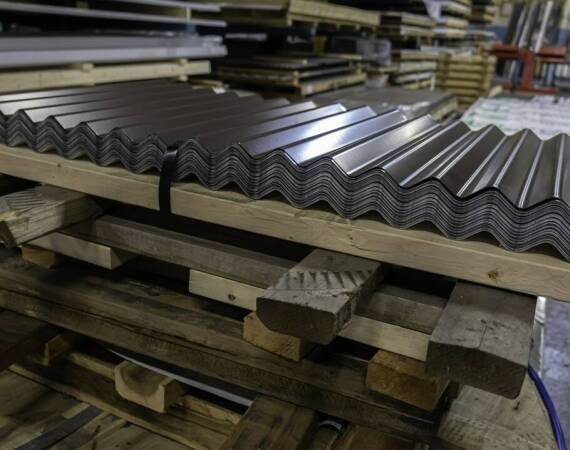 Systemowe rozwiązania dla dachów – co oferuje nasza dekarska hurtownia?