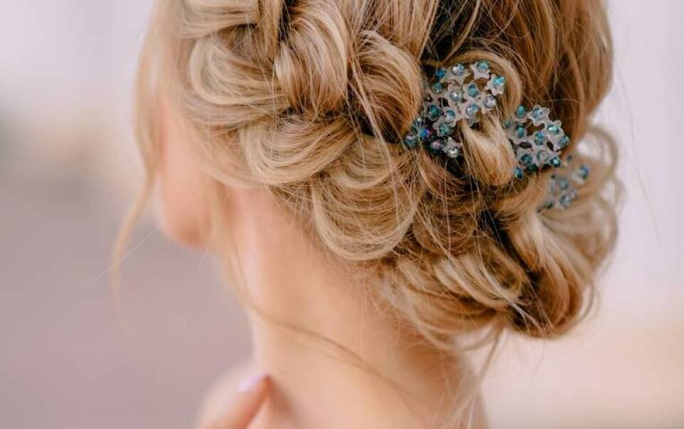 Najczęściej wybierane fryzury na sezon wiosny-lata