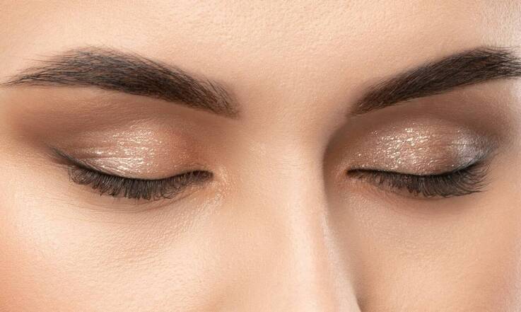 Laminacja rzęs jako alternatywa dla tradycyjnego przedłużania rzęs