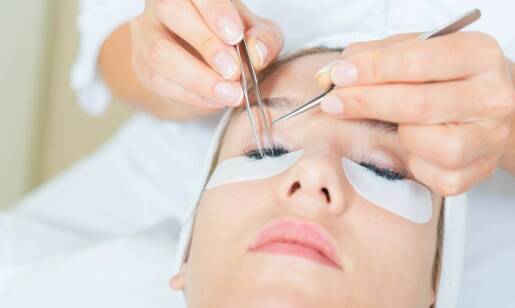 Różne style przedłużania rzęs: co oferują specjaliści w Warszawie?