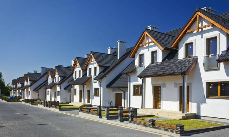 Tanie holenderskie domki - jakie są ich najważniejsze cechy?