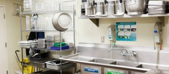 Wpływ certyfikowanych produktów z hurtowni na standardy czystości w gastronomii