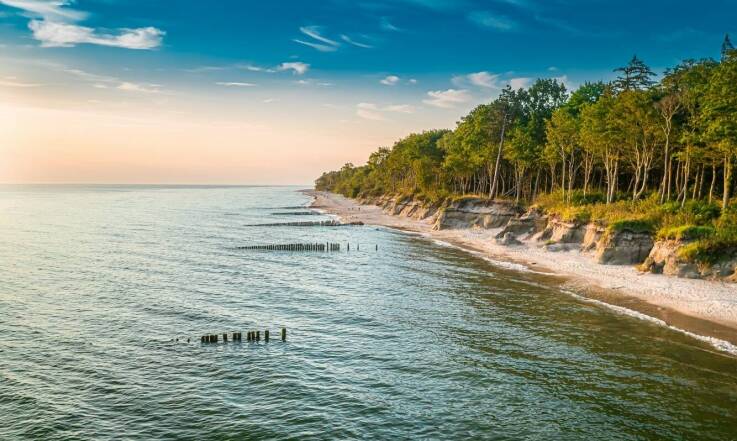 Apartamenty w Łebie z widokiem na morze: Odkryj uroki nadmorskiego wypoczynku
