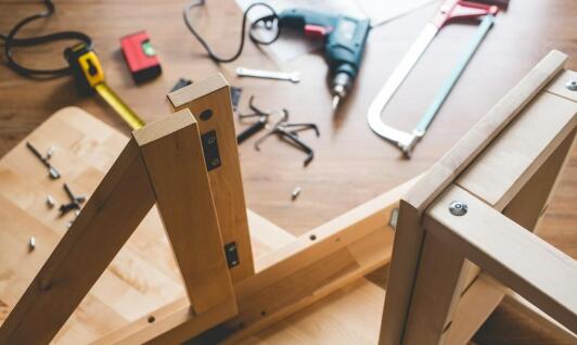 Porównanie tradycyjnych narzędzi z nowoczesnymi elektronarzędziami