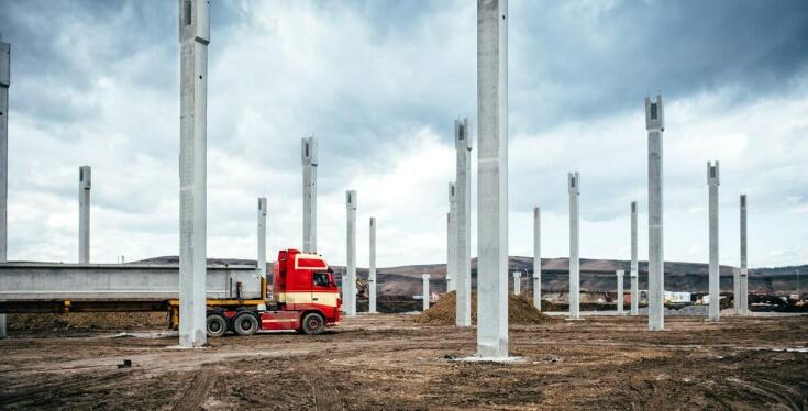 Zastosowanie ciężarowej floty w transporcie materiałów budowlanych