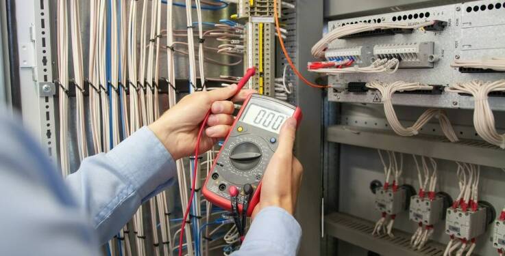Odbiorcze pomiary i ich wpływ na długowieczność systemów elektrycznych