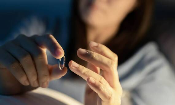 Jakie są najczęstsze trudności w sprawach rozwodowych i jak je pokonać?