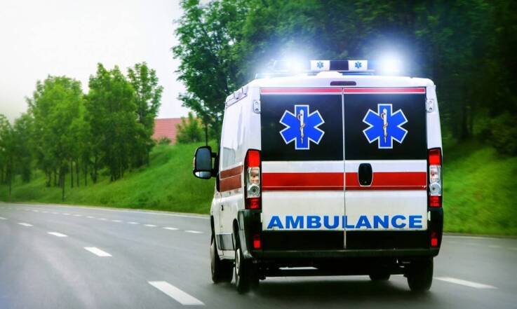 Dlaczego szybka reakcja jest kluczowa w transporcie medycznym?