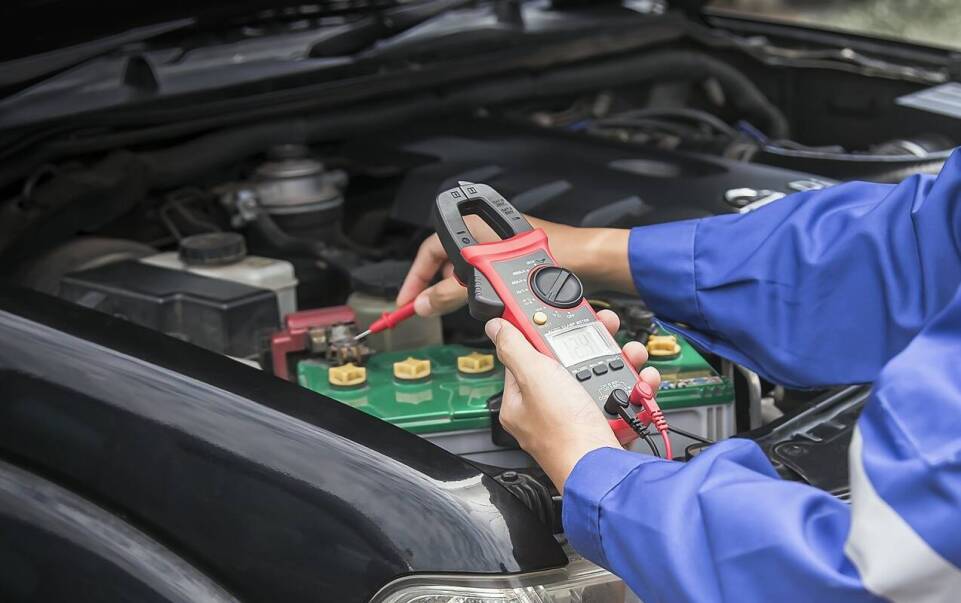 Jak przebiega diagnostyka akumulatorów w Kielcach?
