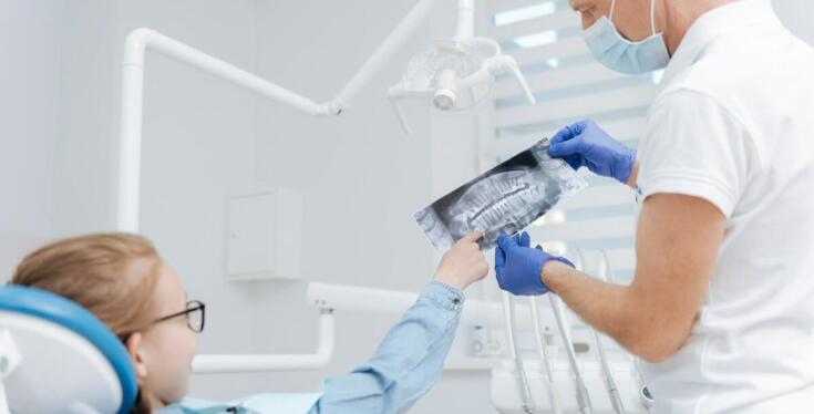 Dentystyczne przeglądy w przychodniach finansowanych przez NFZ