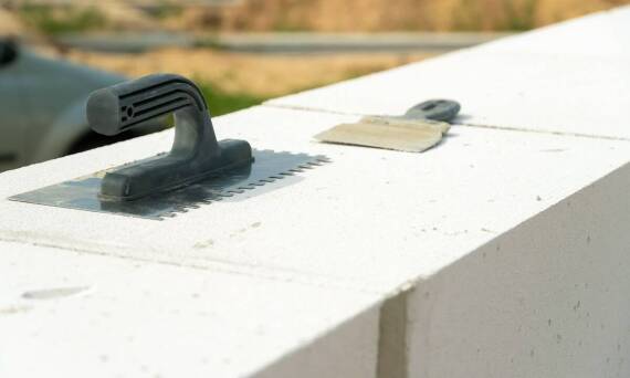 Jak pustaki wpływają na energetyczną efektywność budynków?