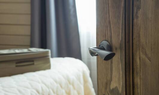 Gałki do wewnętrznych drzwi w minimalistycznym stylu – co oferuje rynek?