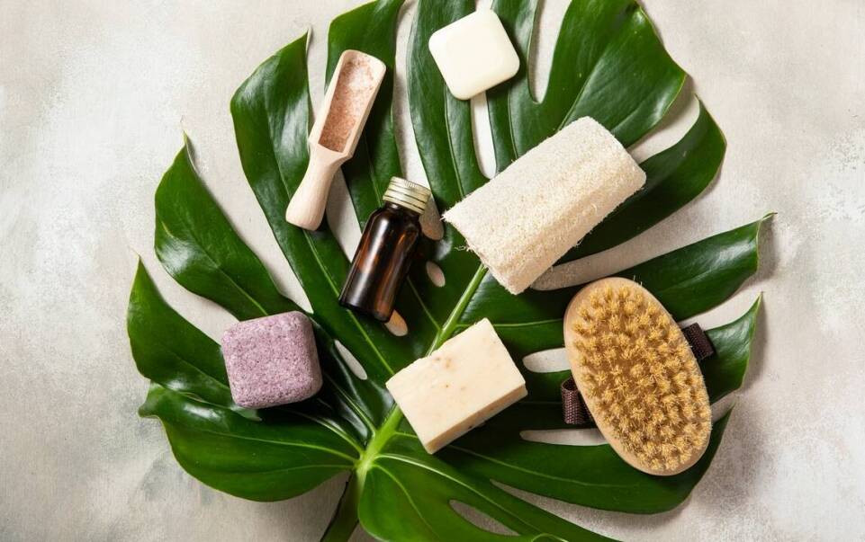 Naturalne rozwiązania dla ust – bio kosmetyki do twarzy