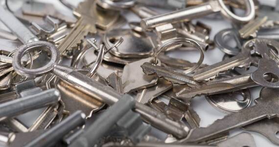 Jak dobrać bębenkową wkładkę do specyficznych potrzeb drzwi?