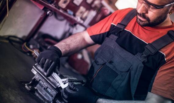 Regeneracja układów hamulcowych w maszynach rolniczych – co warto wiedzieć?